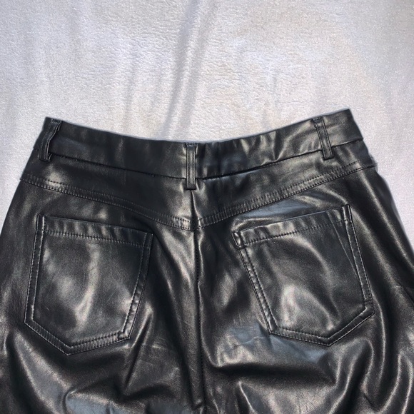 Baggy leather pants - Picture 3 of 3
